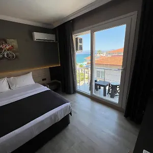 Grand Faik Ξενοδοχείο